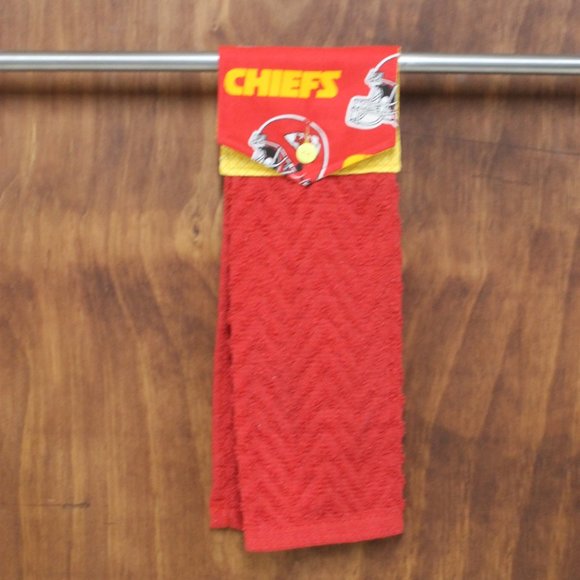 KANSAS CITY CHIEFS RED HANDMADE HANGING KITCHEN HAND TOWEL RED COTTON TOWEL - Picture 3 of 5
